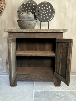 Commode kast 2- deurs Old Barn (afhalen)