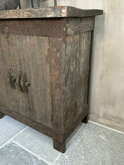 Commode kast 2- deurs Old Barn (afhalen)