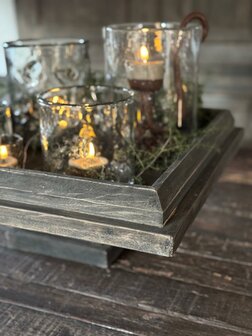 Plateau op voet | tray op voet hout vierkant 50x50 (afhalen)